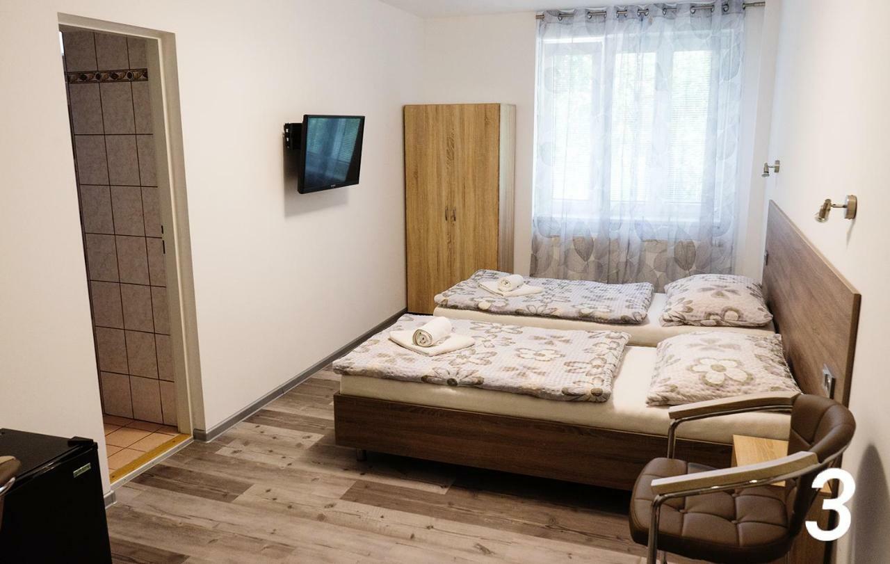 Ubytovani V Brne - Schodova Brno Bagian luar foto